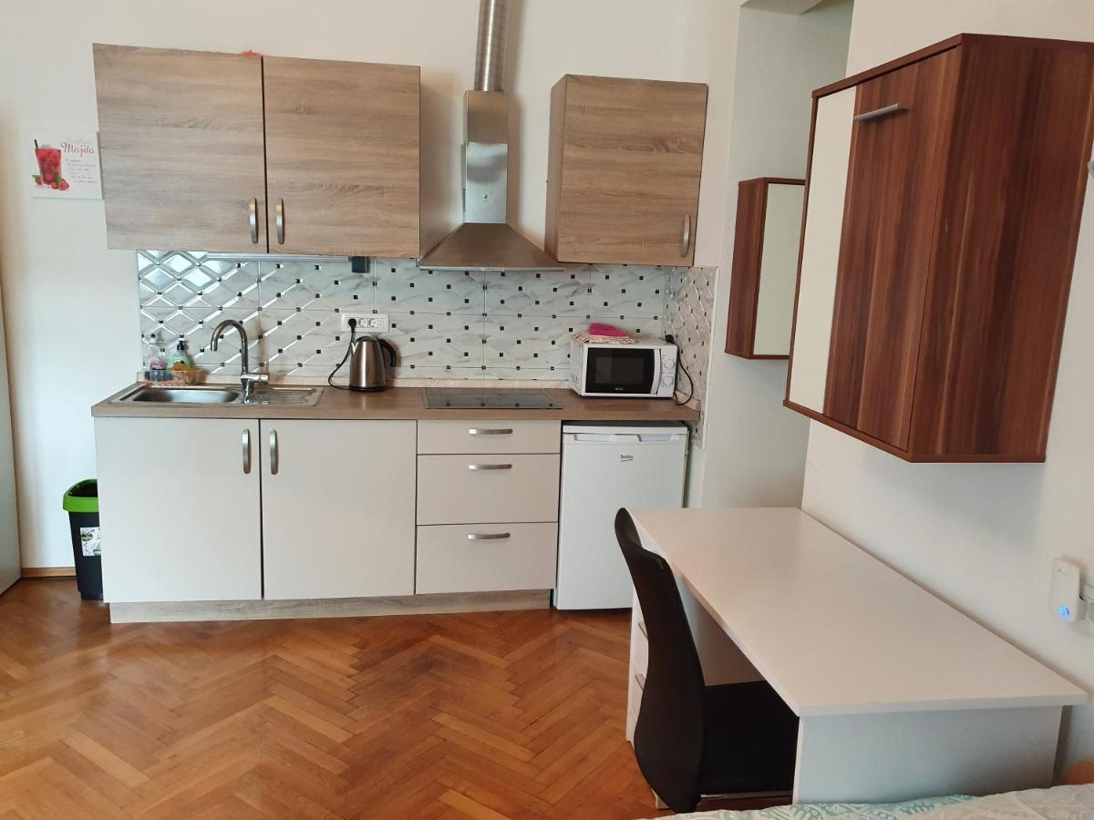 Apartments Fazarinc S Parkiriscem เซเลีย ภายนอก รูปภาพ